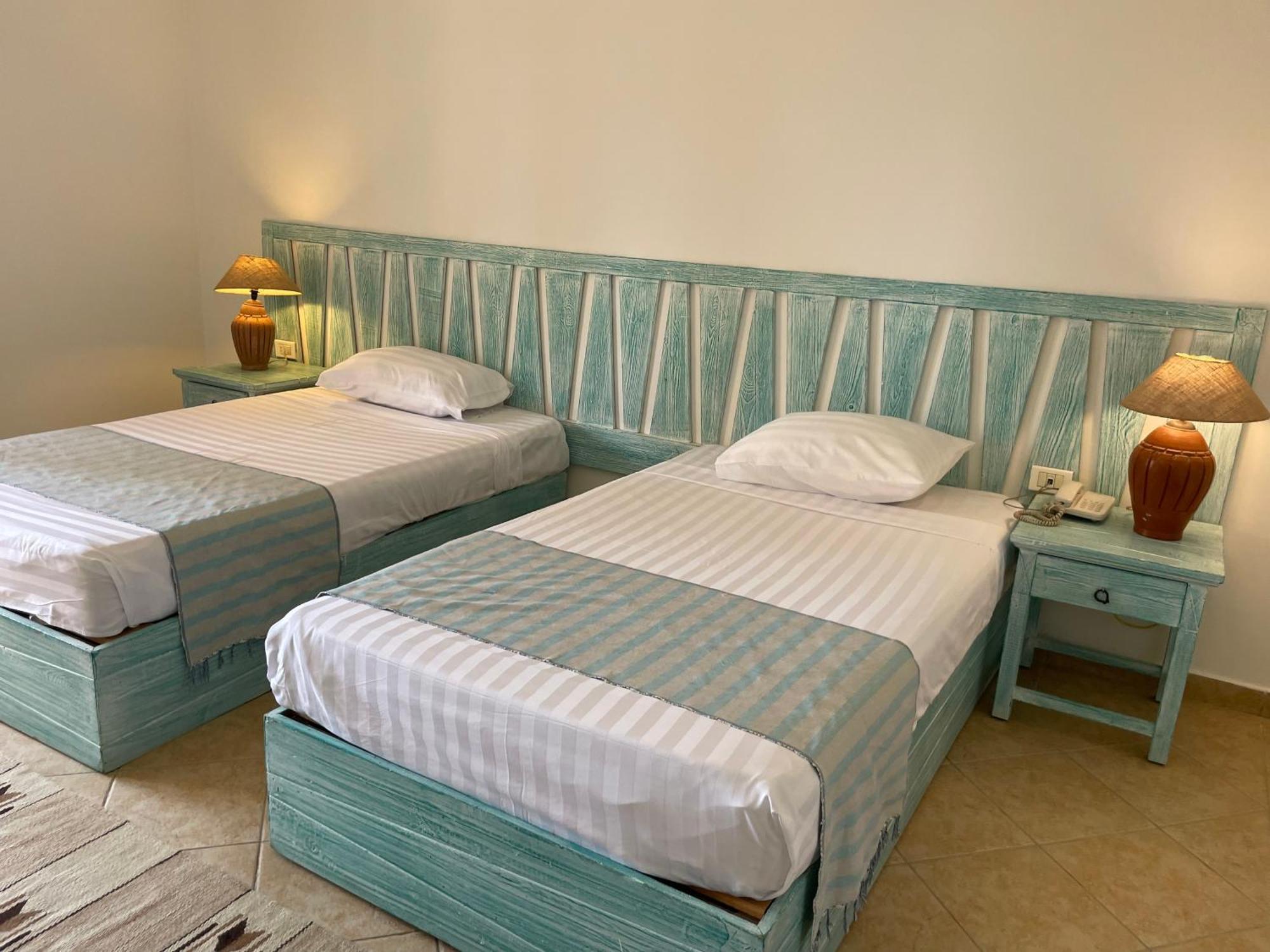 Blue Lagoon View Resort & Spa Marsa Alam Habitación foto